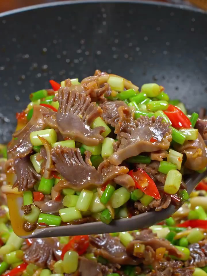 美食日常 爆炒鸡胗