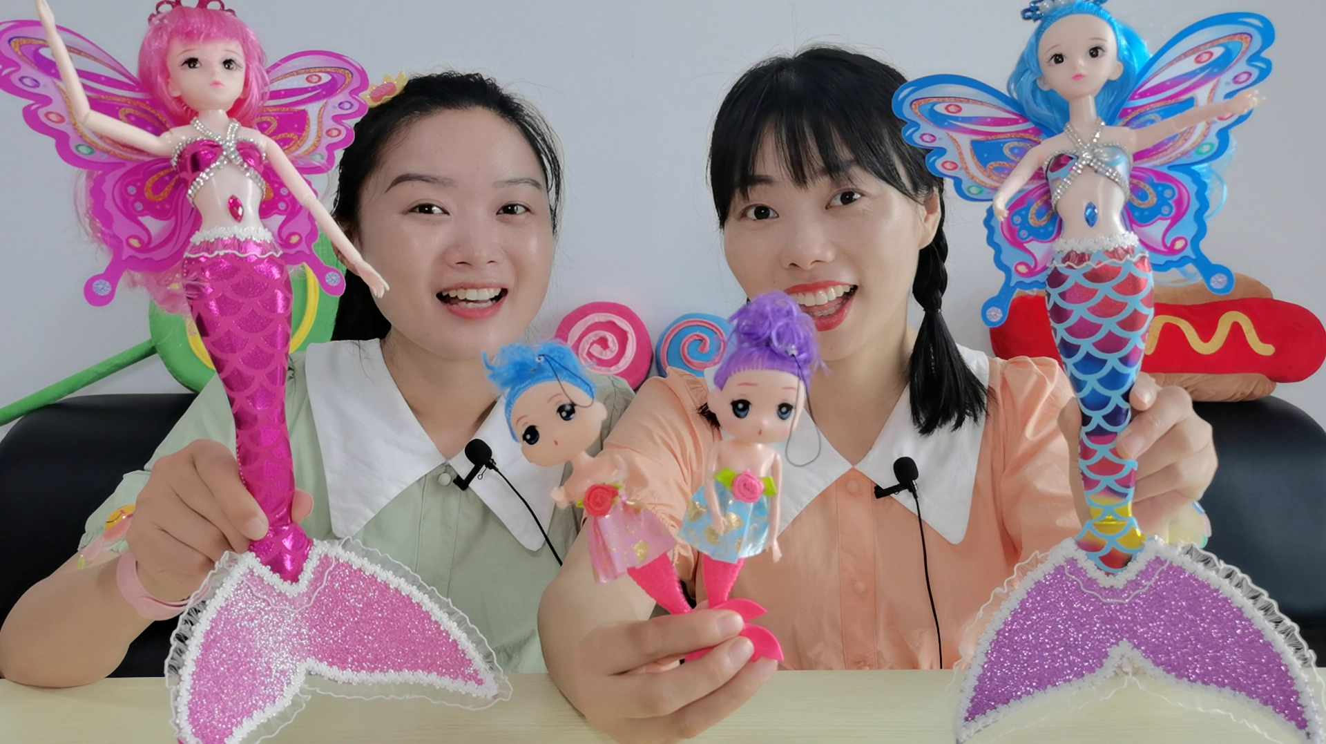 沙雕闺蜜玩“蝴蝶仙子美人鱼”,疯狂摇摆来跳舞,好玩有趣超逗乐