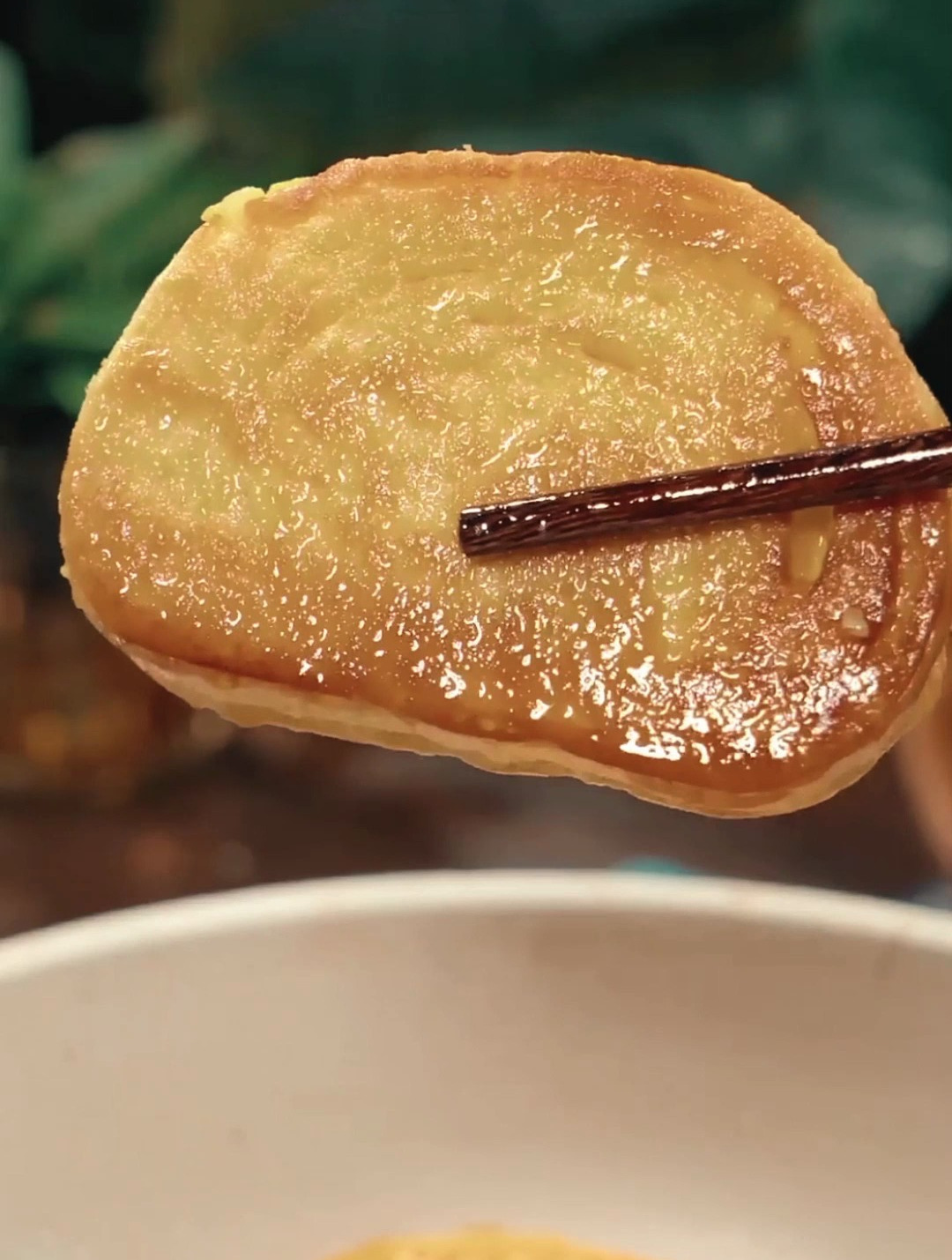 吃剩的馒头别再扔了,早晨给孩子做煎馒头片,超好吃