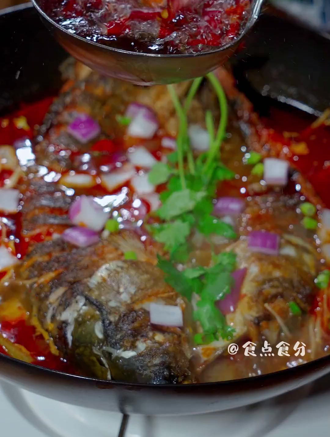 您可以没去过四川,但要试试这道重庆万州烤鱼,真的太美味啦烤鱼