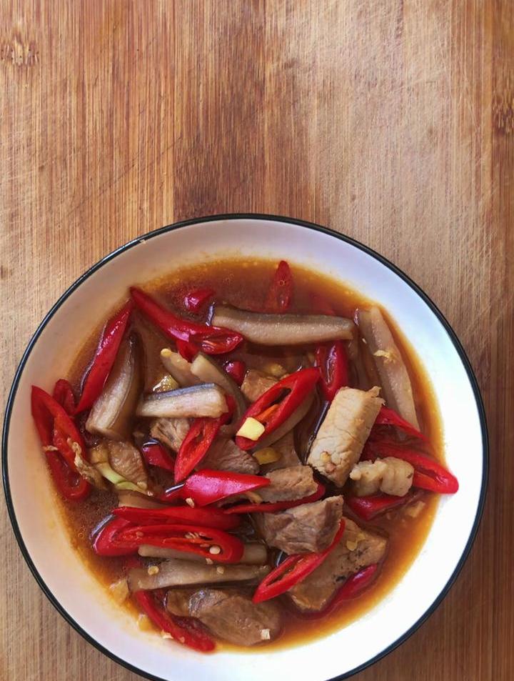 辣椒炒肉步骤超详细