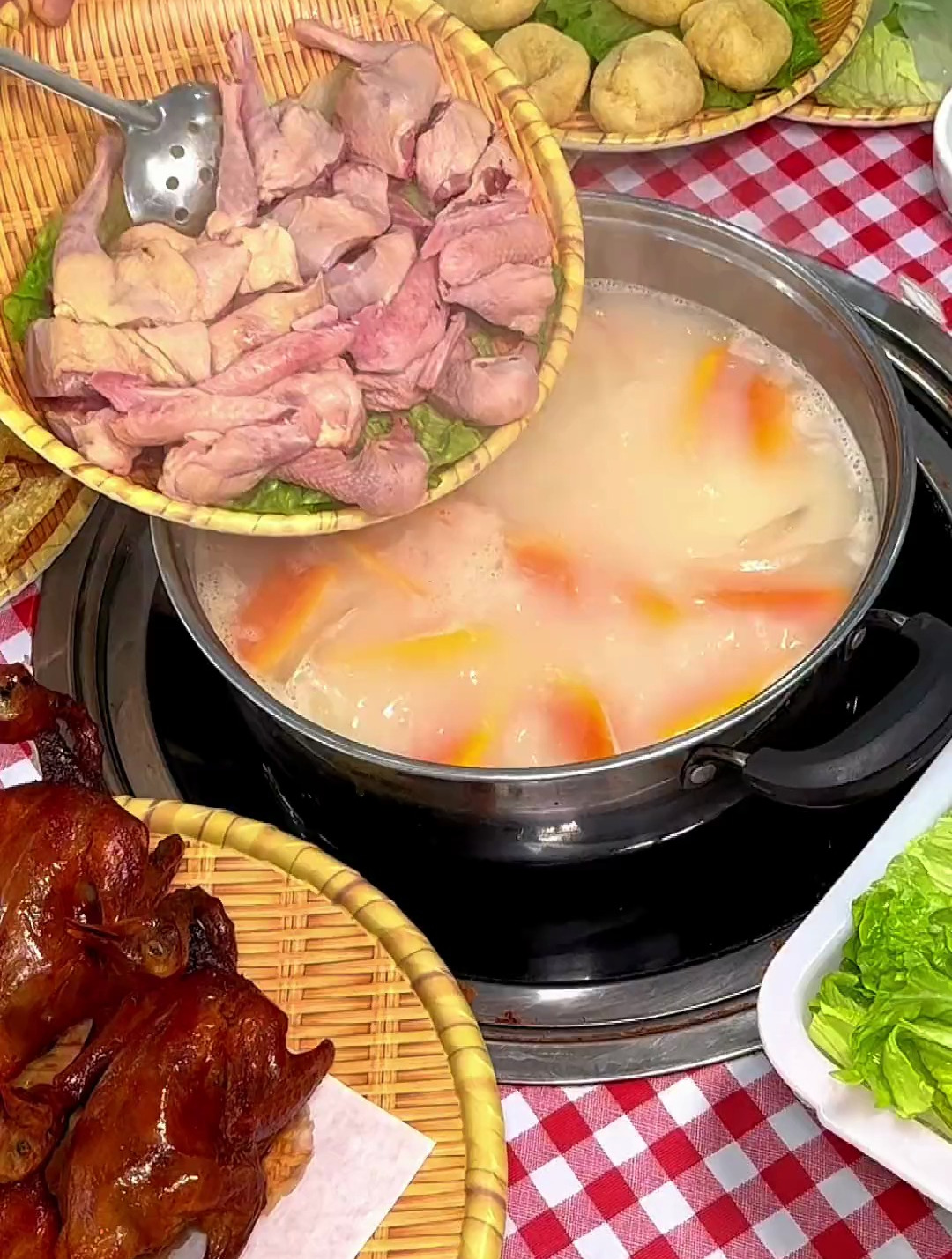 佛山张槎这家乳鸽村,你吃过吗?88吃木瓜芦荟乳鸽煲!