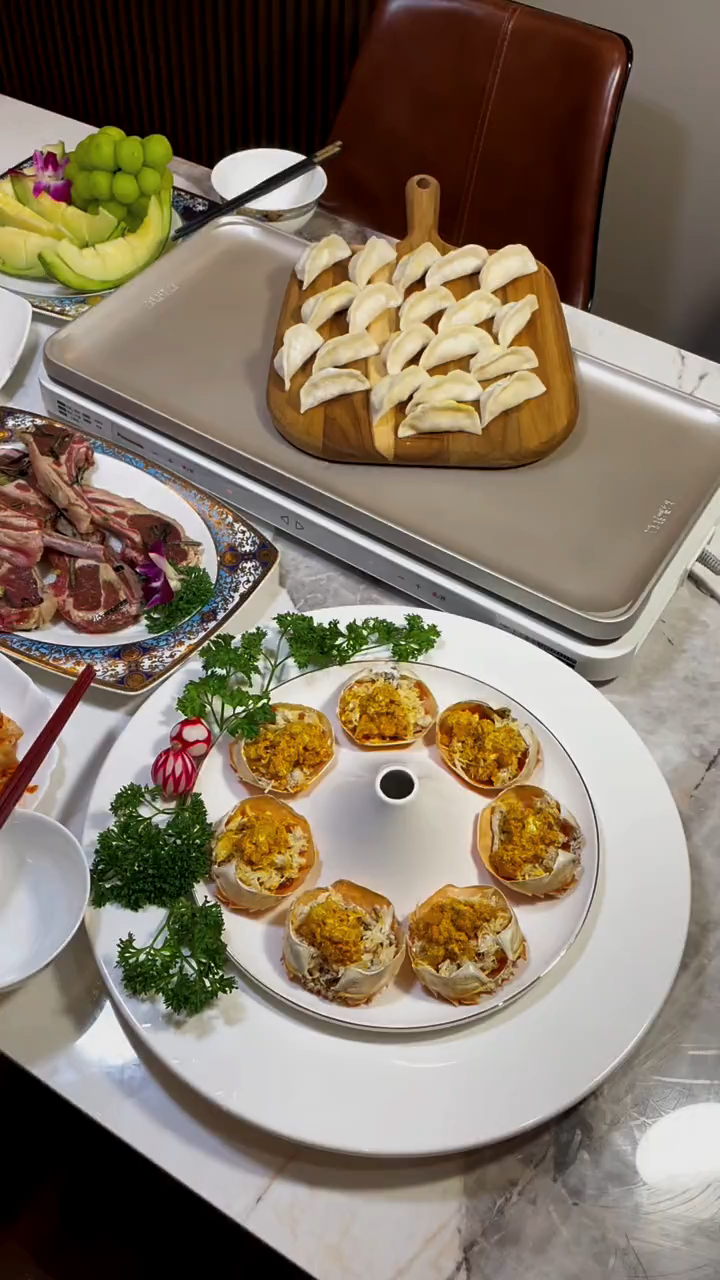 有钱人家的钱真不叫钱,晚餐这么奢侈,真是贫穷限制了想象