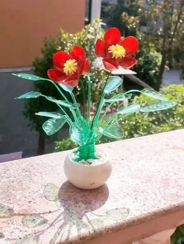 雪碧瓶子制作的盆景,美观又漂亮而且永不凋谢,赶紧动手试试吧!