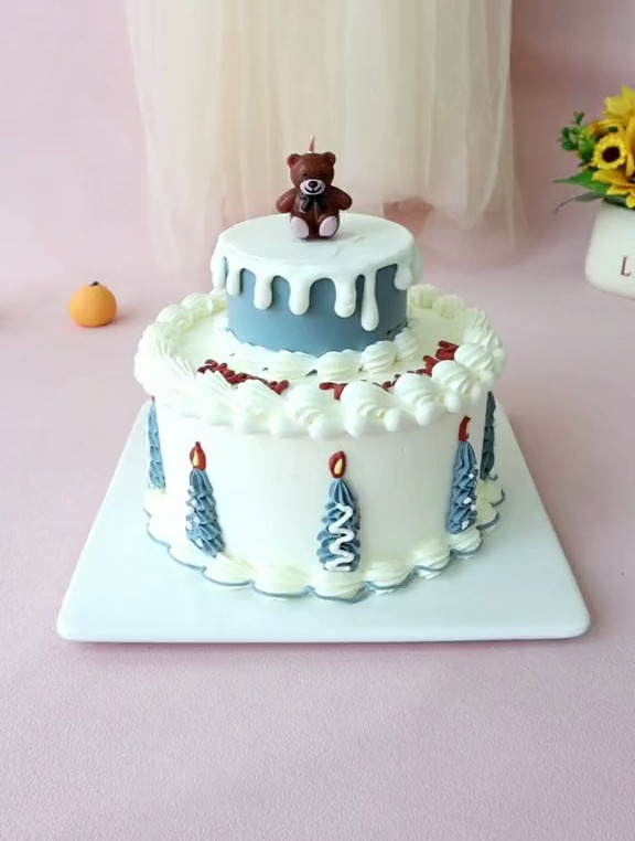 蛋糕烘焙教学 西点烘焙培训 裱花蛋糕 简约款双层小蛋糕