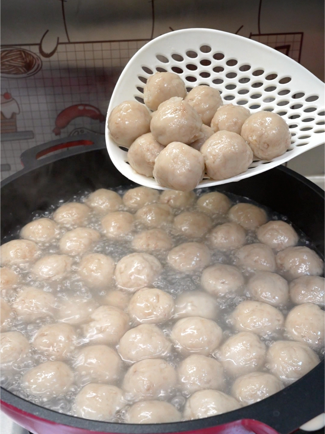 家里有芋头的,一定要试试这个芋头肉丸,太好吃了