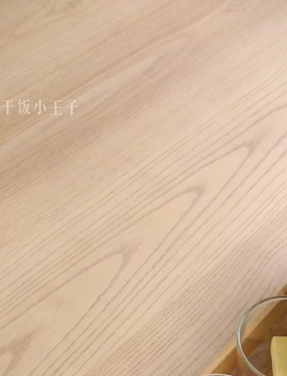 软绵绵的网络红人布丁面包,外皮香脆内里软嫩,超级好吃!