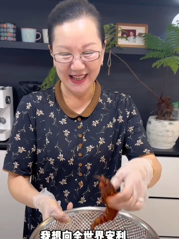向全世界安利婆婆这个辣酱虾