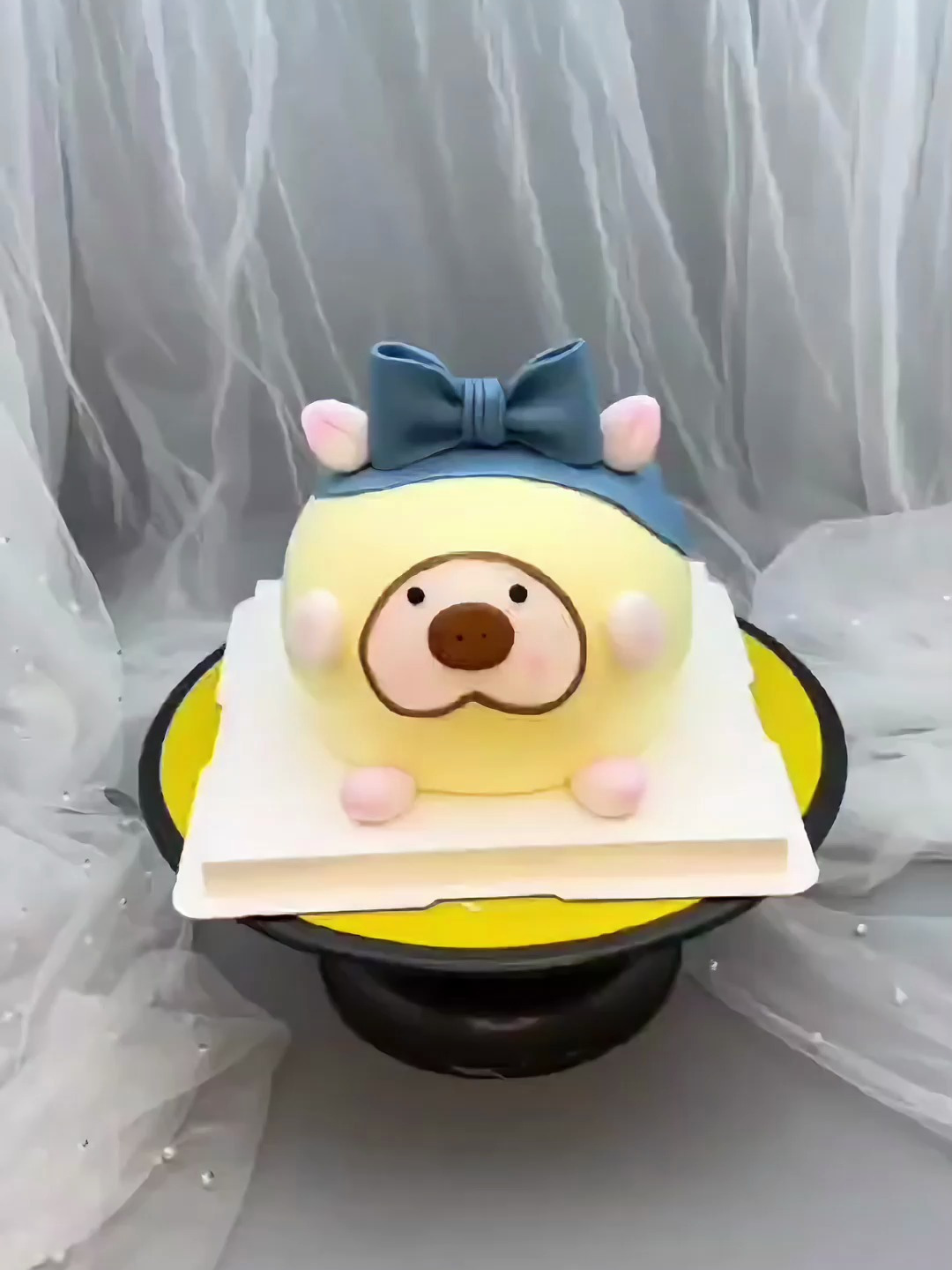 可爱的创意小猪猪蛋糕!