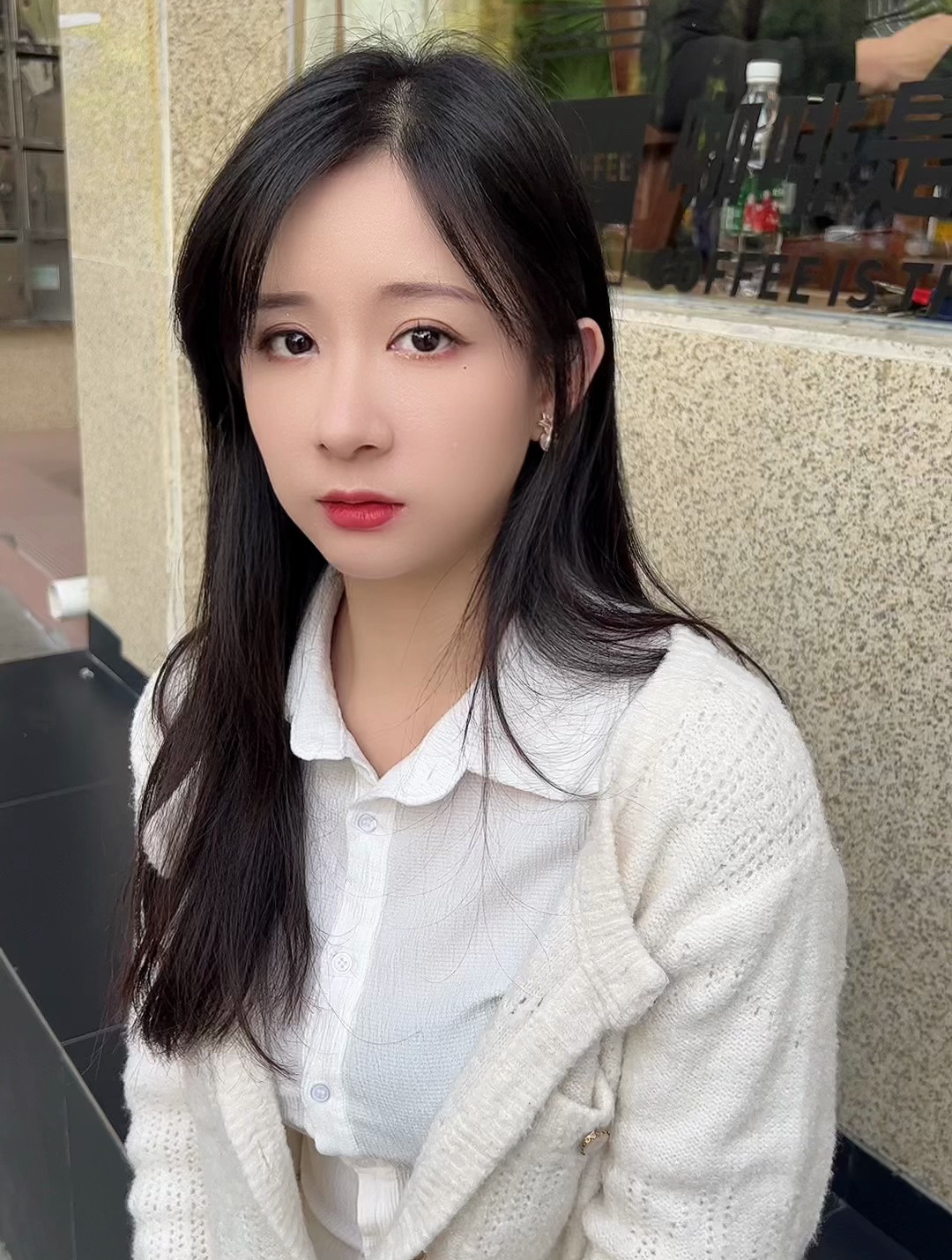 其实我是大海来的一条美人鱼!