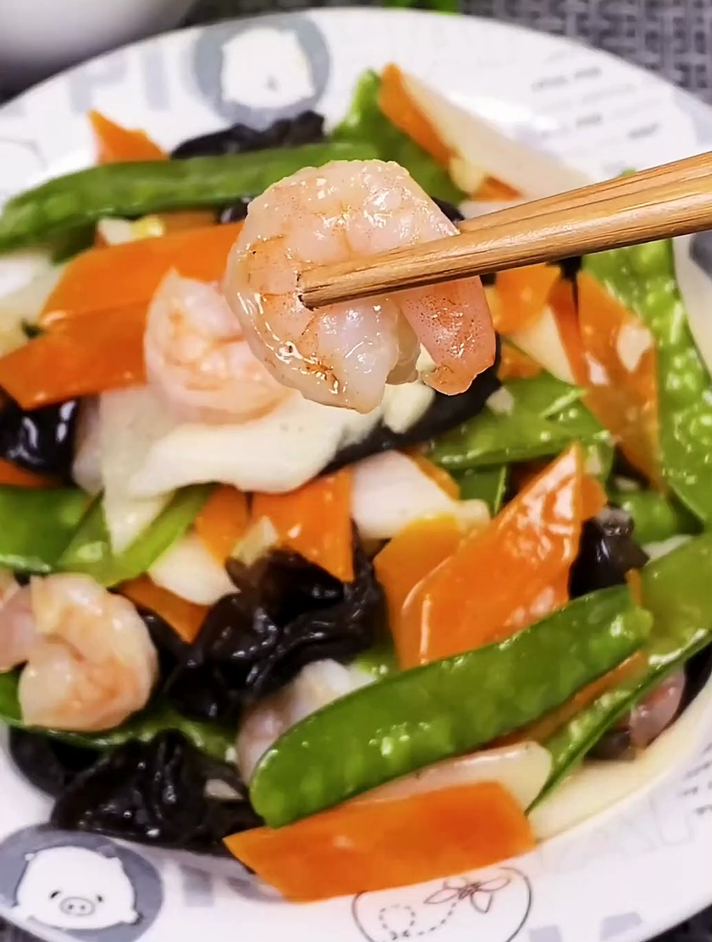 宝宝挑食不爱吃蔬菜,给她来做个荷兰豆炒虾仁 家庭小炒 美食分享