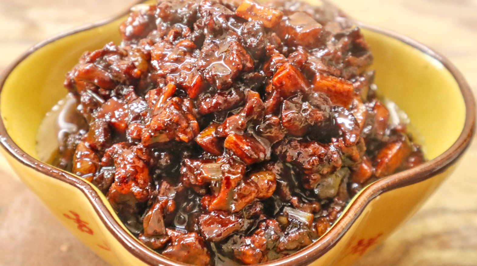 教你在家做香菇肉酱,饭店不外传的秘方,想吃在家就能做,收藏了