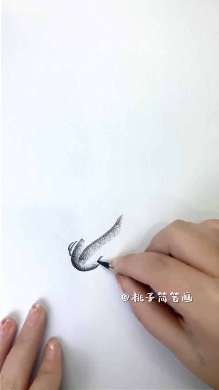 教你简单画金鱼……