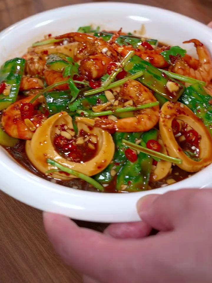 夏天要多吃爽口凉拌菜