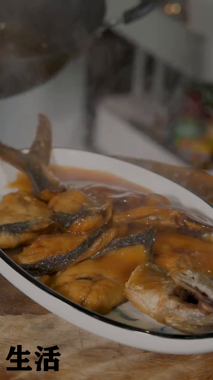 肉质细腻,酸甜可口,酱汁拌饭还能再吃一碗