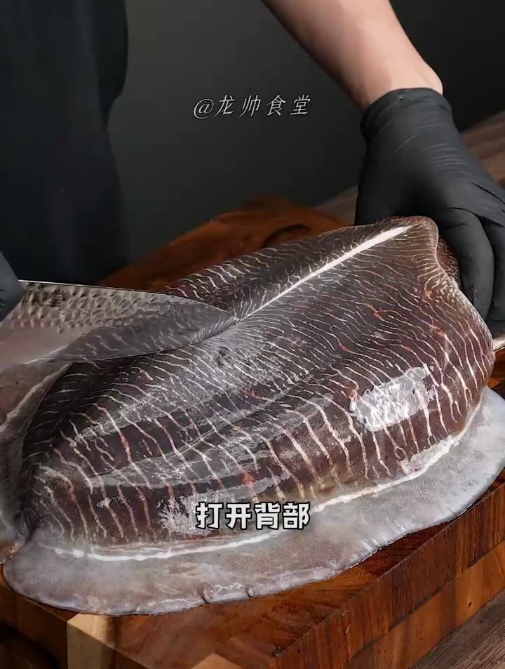 「港式卤水大墨鱼」超详细步骤初次公开,赶紧收藏!