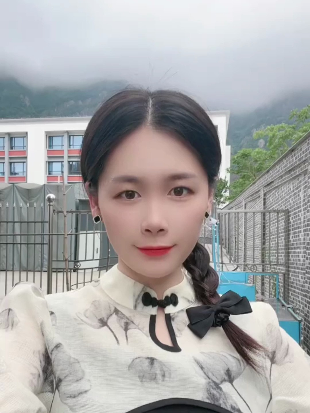 希望所有女生都可以接受不完美的自己