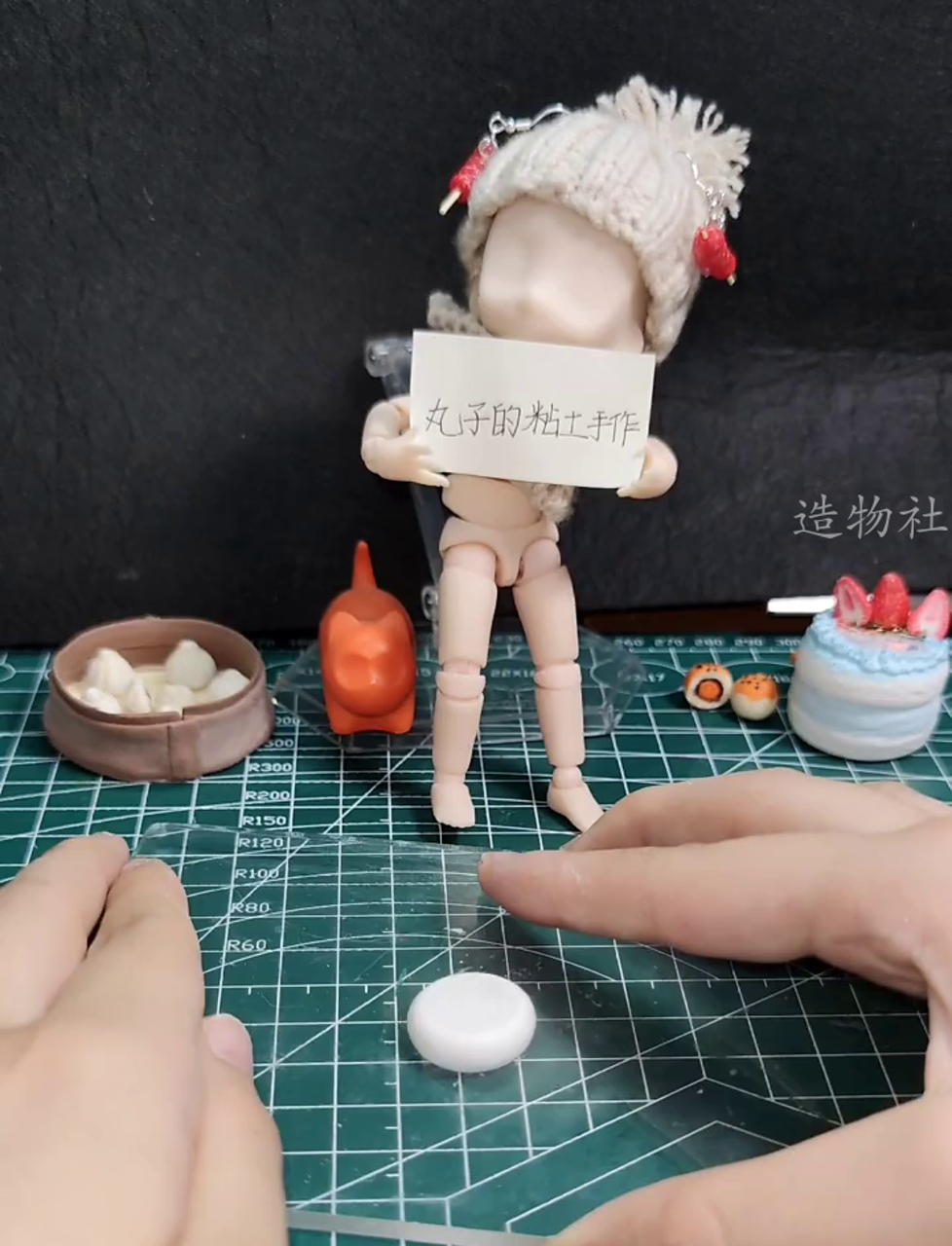 手把手教你做超萌粘土卡通甜甜圈,快来试试吧!