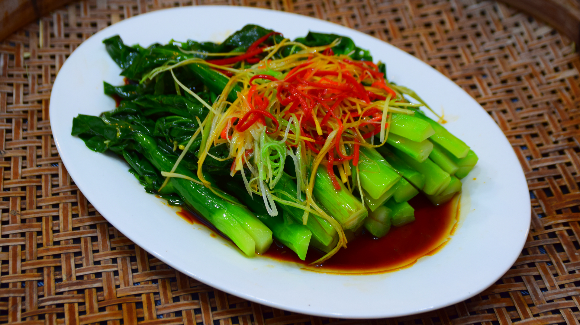 芥兰广东人都爱这样吃,做法简单营养美味,一周吃5次都不腻