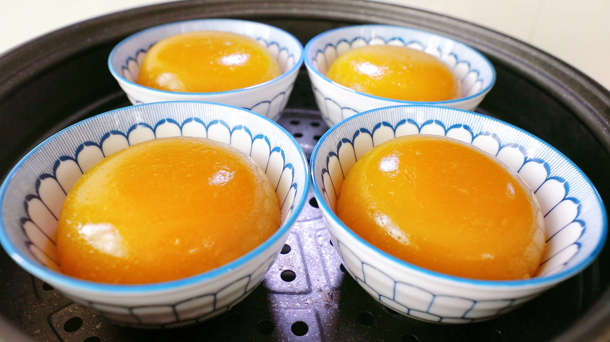 教你用南瓜做冰糕吃,大锅一蒸,冰冰凉凉,吃完一碗又一碗