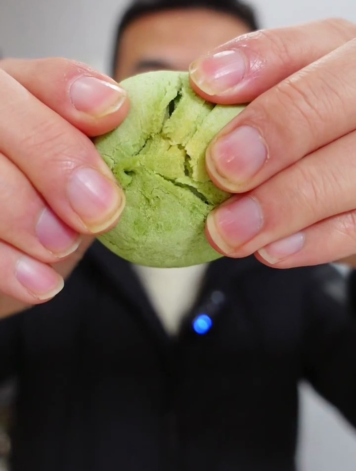 蛋黄酥的弟弟抹茶酥