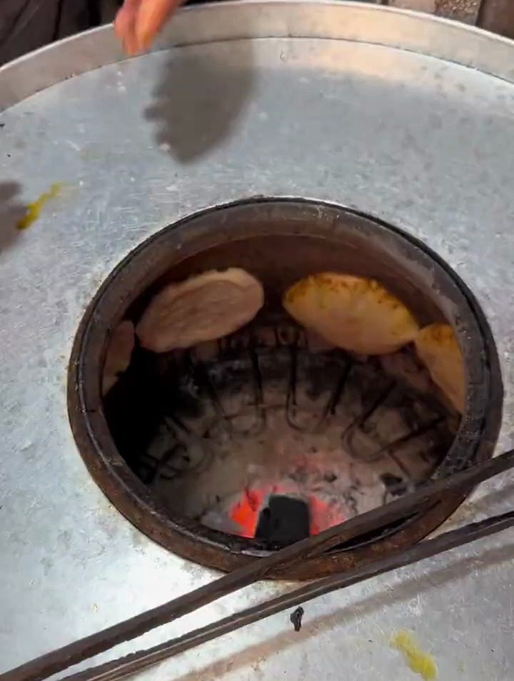 深巷里开了三十五年的江西南昌烧饼!馅之多一口包不下!