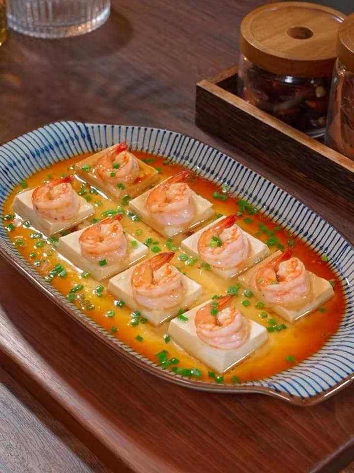 这样做的虾仁豆腐鲜香嫩滑,实在是太好吃了