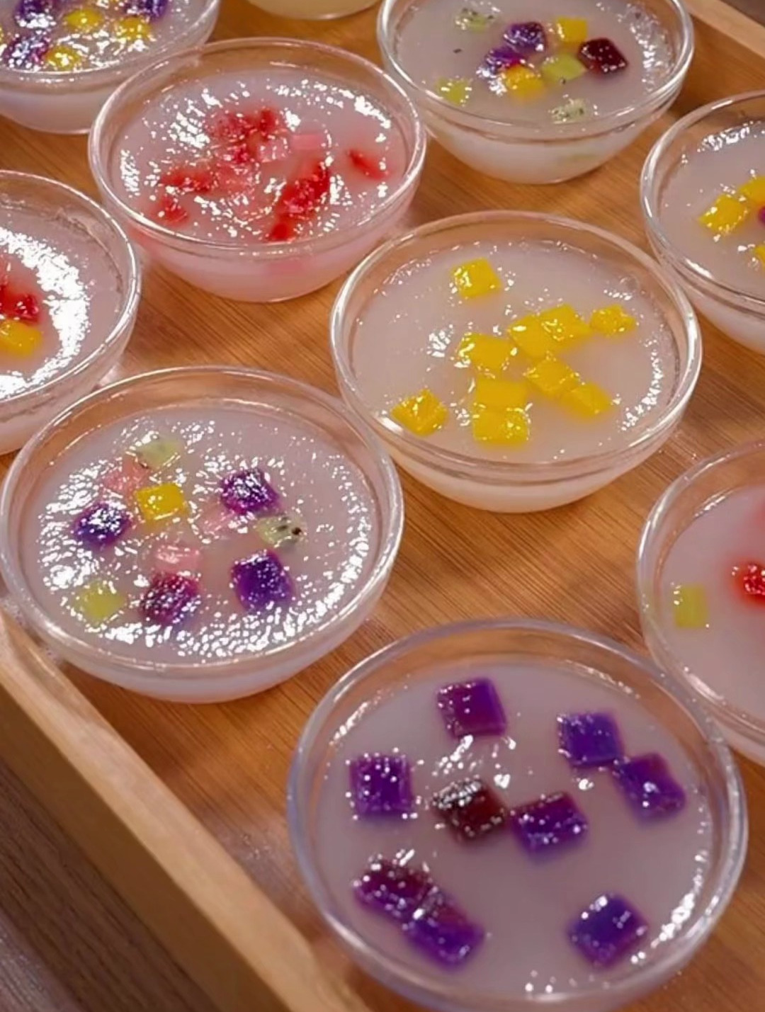 这是广州很火的钵仔糕,孩子真的很喜欢