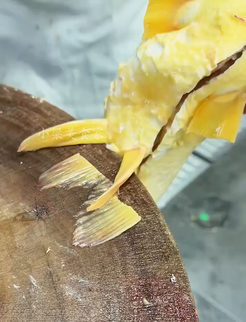 河南特色美食:香喷喷的红烧黄河大鲤鱼