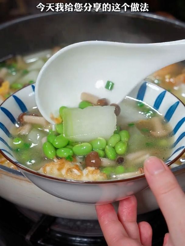 鲜美可口的冬瓜三鲜汤