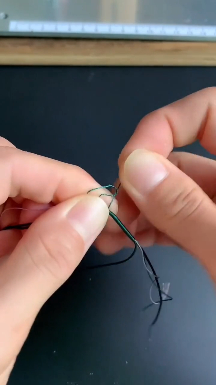 手机链编法:可佩戴翡翠挂件,亦可当手机的挂绳!(一)