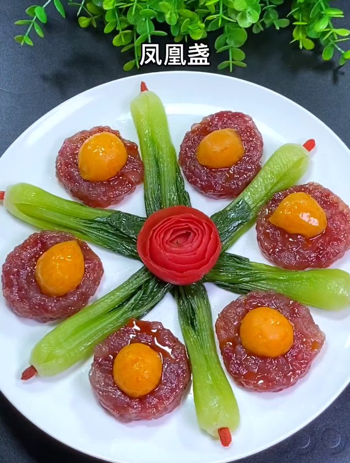 家里来客人,一定要上这道凤凰盏,广式腊肉与咸蛋黄的完美结合