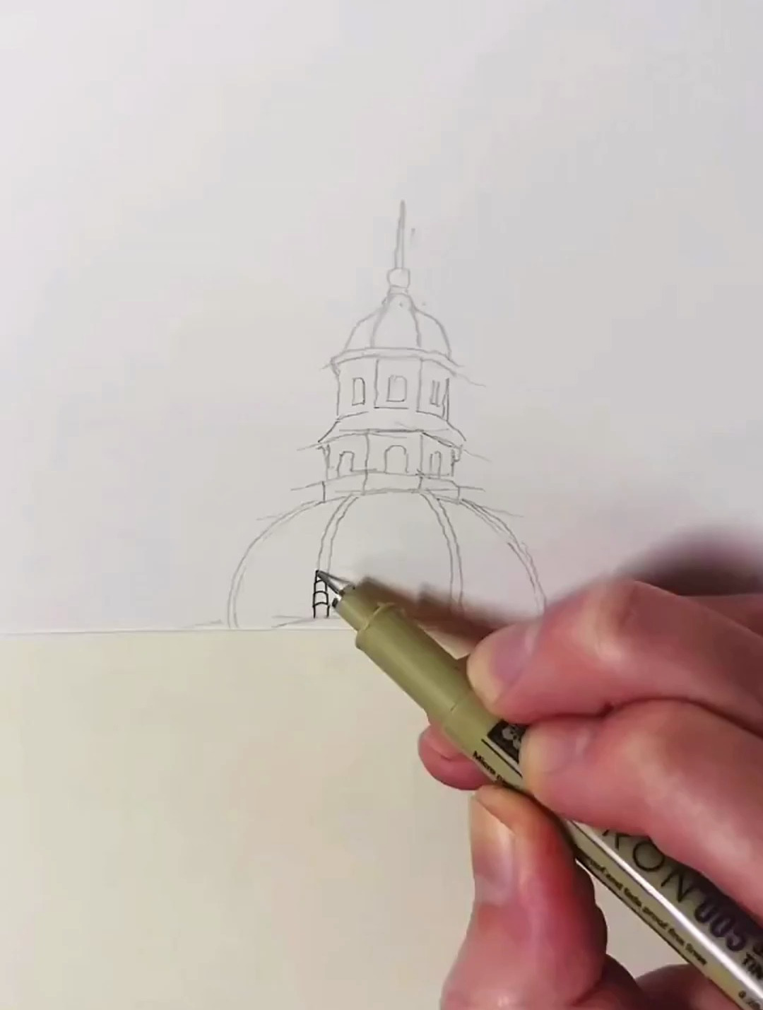 艺术家创作的会发光的建筑素描画