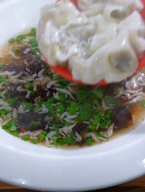 学会这样做馄饨汤,给孩子当早餐吧