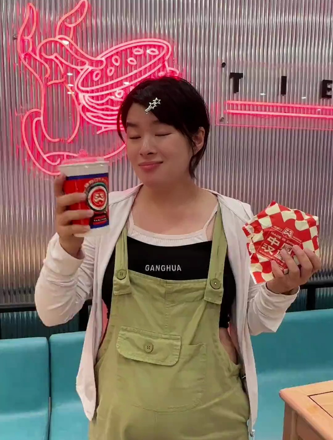 谢谢塔斯汀让我不到10元吃到汉堡套餐!