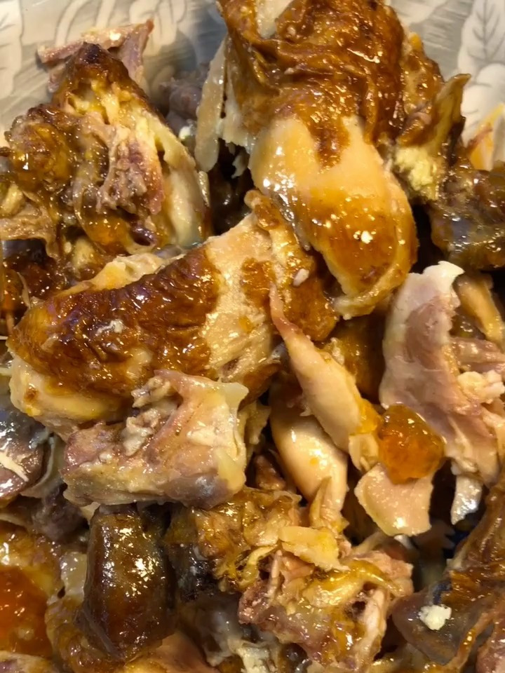 麻油鸡真的好吃,从来没吃过这么好吃的鸡