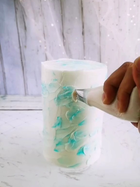 开家“民国风”的蛋糕店。该取个什么名字好