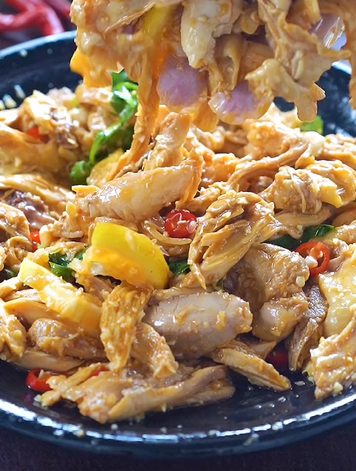 酸辣开胃的手撕柠檬鸡腿肉,赶紧做起来