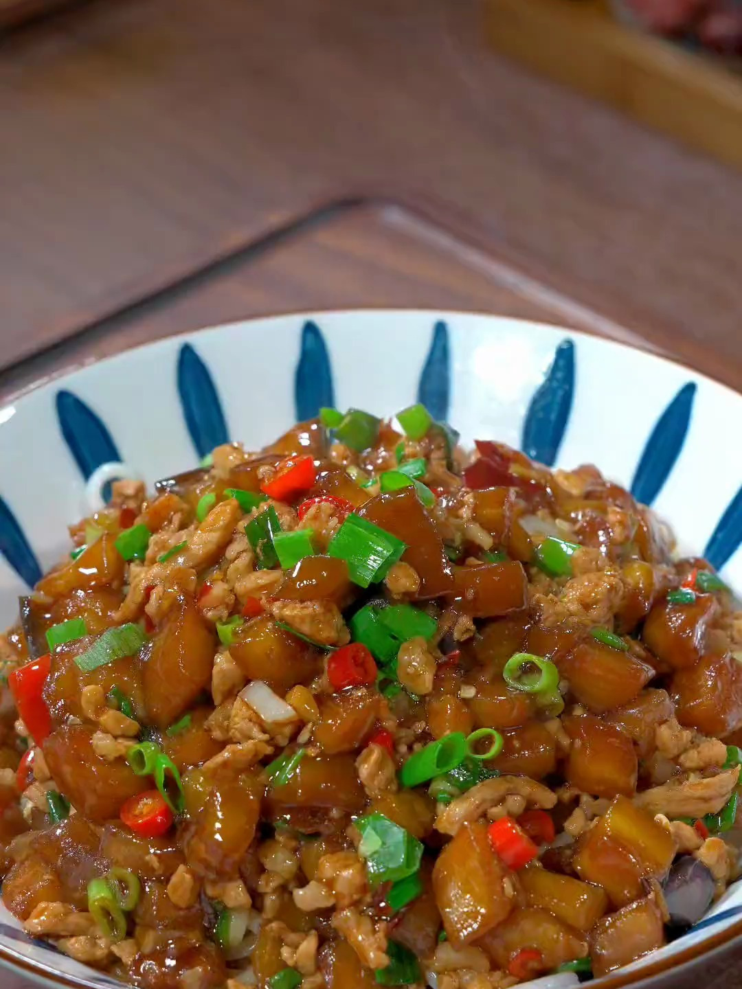 孩子爱吃的茄子拌面