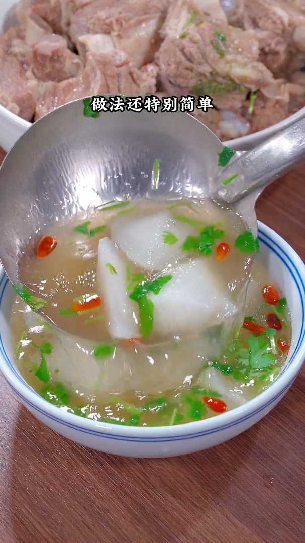 鲜美可口的清炖牛排