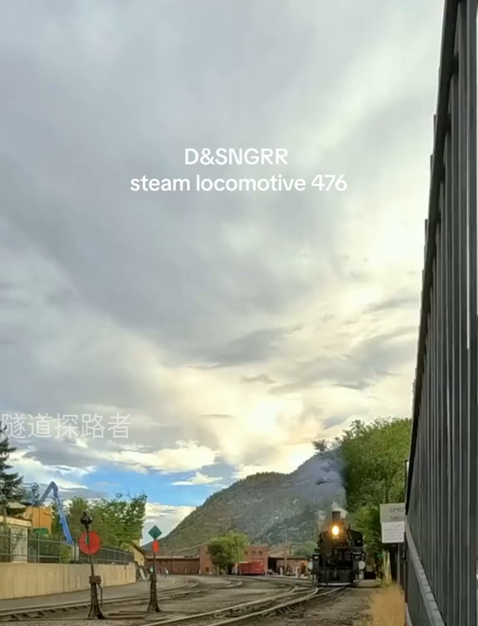 美国蒸汽火车头476号,经典老式火车头