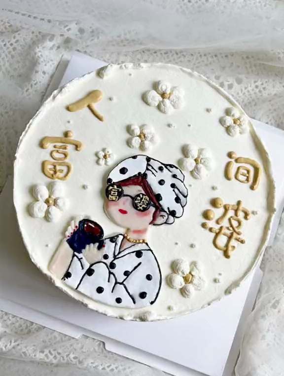 8寸富婆手绘 上次谁要翻糖打底手绘的视频呀 今天有啦