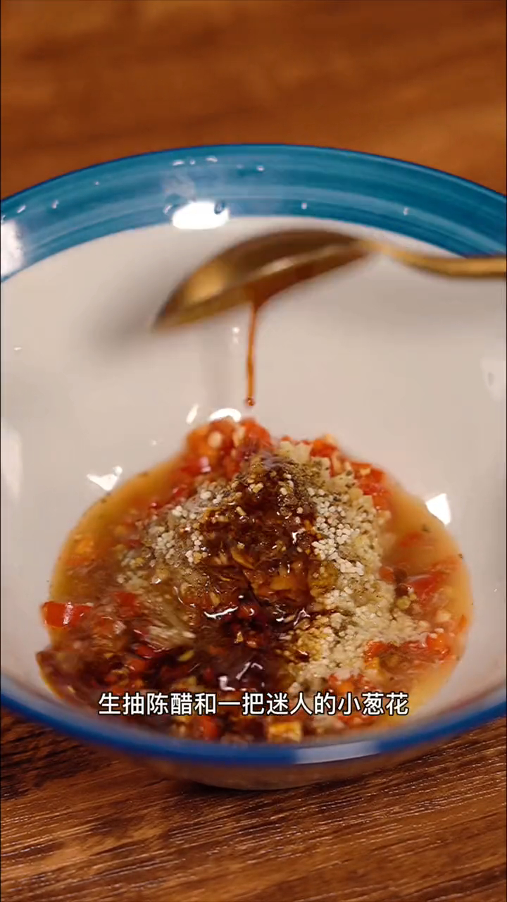 核桃肉这样做你吃过吗,实在太好吃了