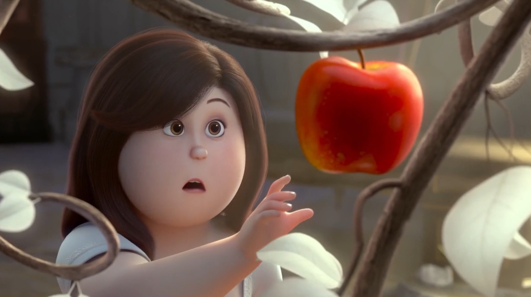 白雪公主从小就是个大胖妞,吃下女巫种的苹果,瞬间变得美颜绝世