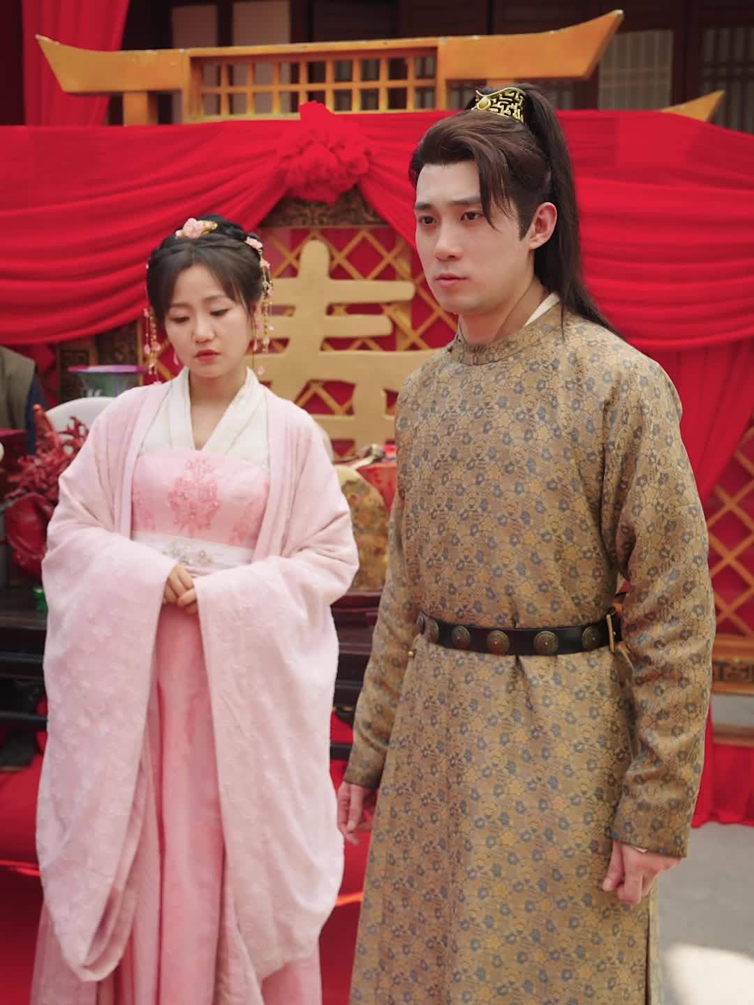 卖菜大妈竟是皇嫂#热播短剧推荐 55