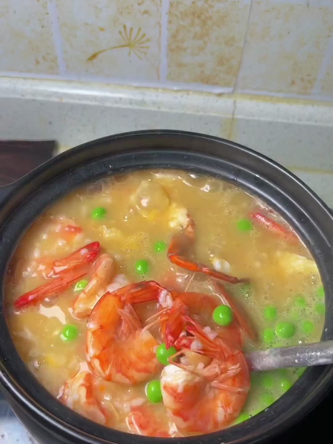 天冷了,给家人煮一碗虾蟹粥,好吃又营养,比外面的还好吃