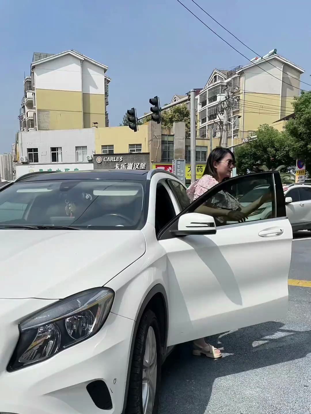 丰城煌上煌国庆三店同开啦,鸭货 们冲 煌上煌新店开业