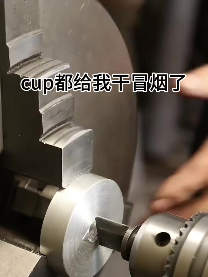 为什么长方形刀能切出三角形