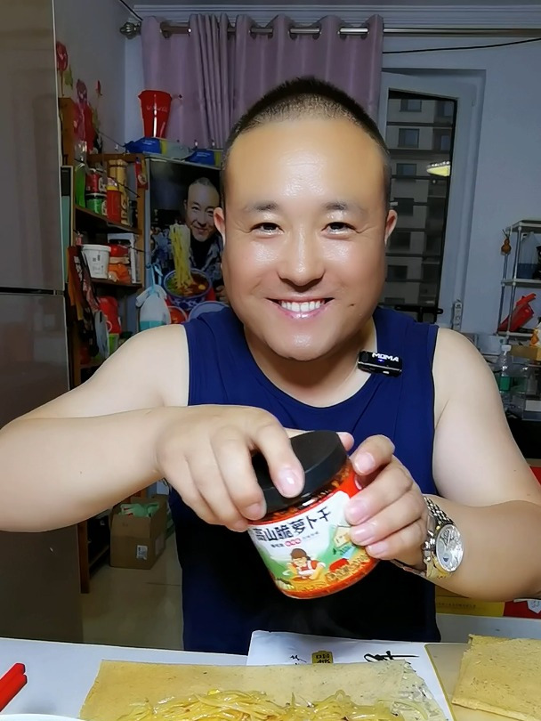 简单美味山东煎饼卷菜吃味道太香了,天天吃都不腻
