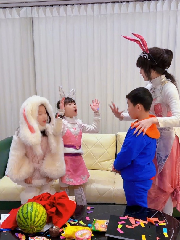 领居家的小客人?